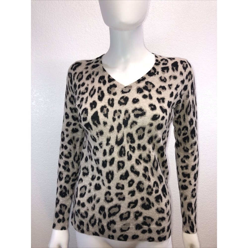 NWT Charter Club Cashmere Luxury NEW V-Neck Leopard Print Womens Sweater Sz XS
